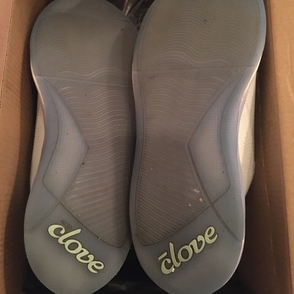 Closed-Back Nursing Clog - Picture 7 of 8